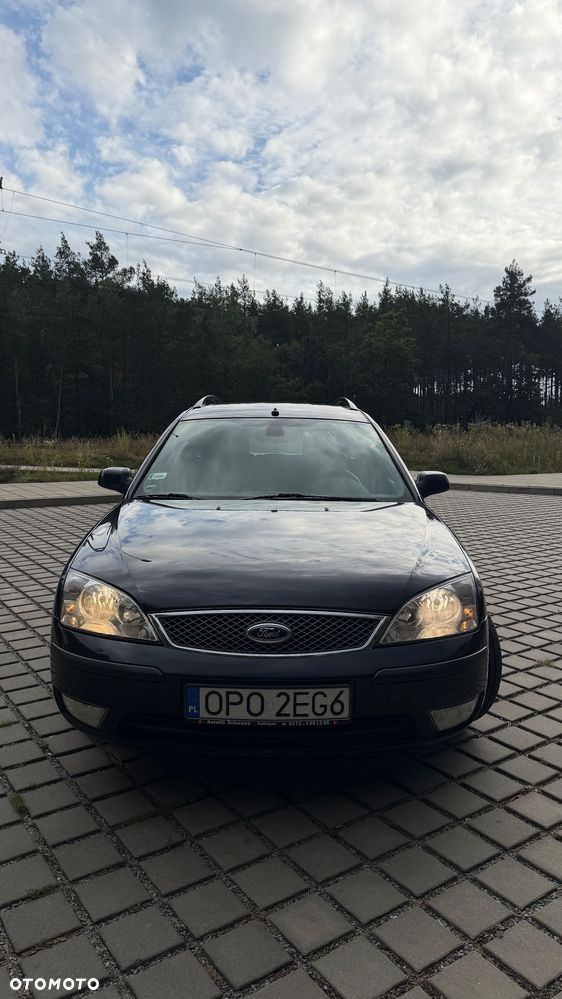 Ford Mondeo 2.0 TDCI DPF Ambiente - 4