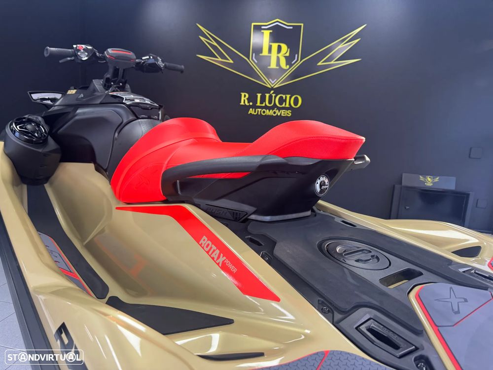 Sea-Doo RXT 325 - 17