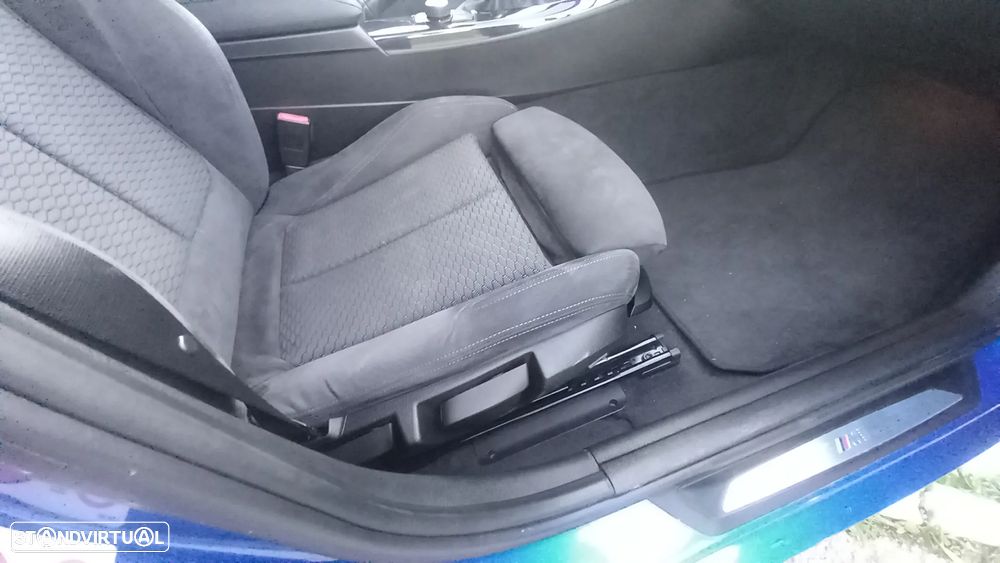 BMW 118 d Pack M - 21