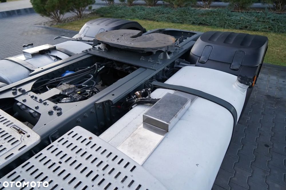 DAF XF 460 / SUPER SPACE CAB / MEGA / EURO 6 / LOW DECK - 13