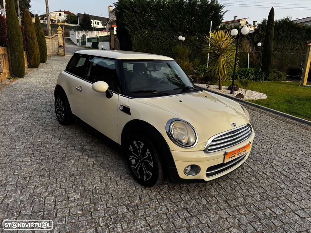 MINI 3 Portas Cooper D - 7