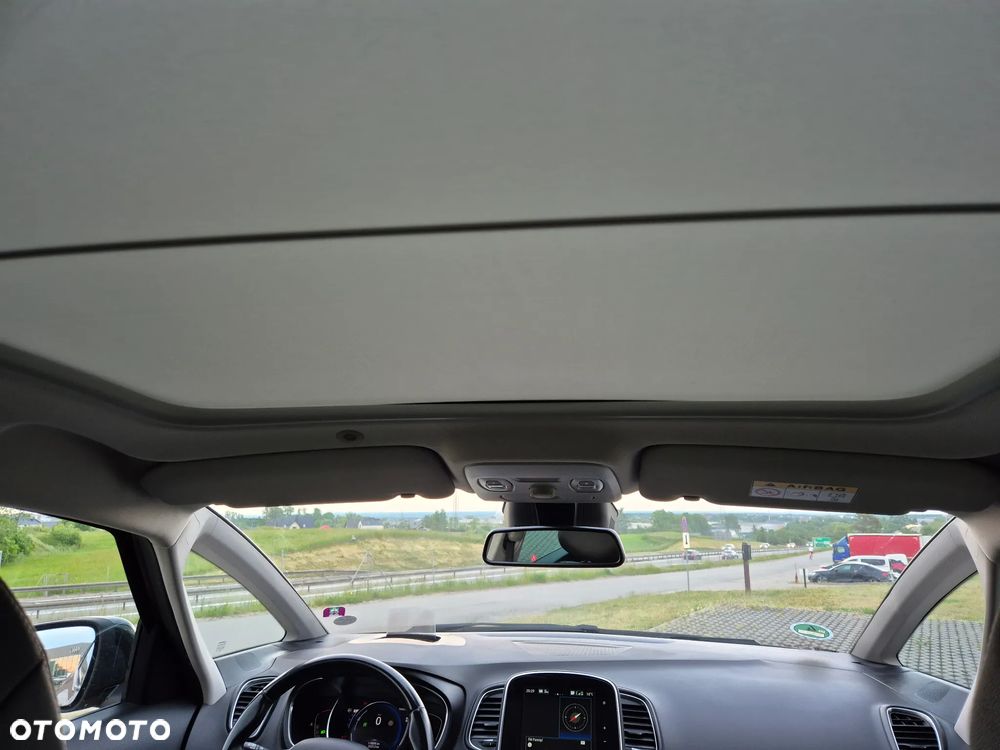 Renault Scenic - 17