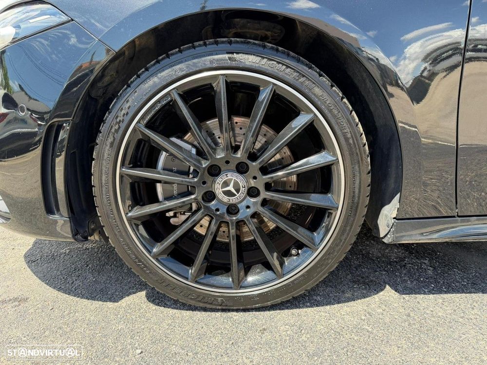 Mercedes-Benz A 250 e 8G-DCT AMG Line - 9