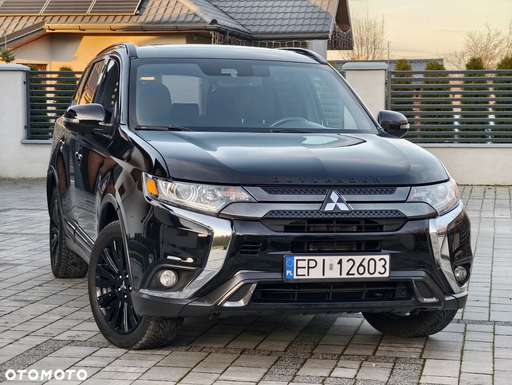 Mitsubishi Outlander 2.4 4WD CVT Intense - 28