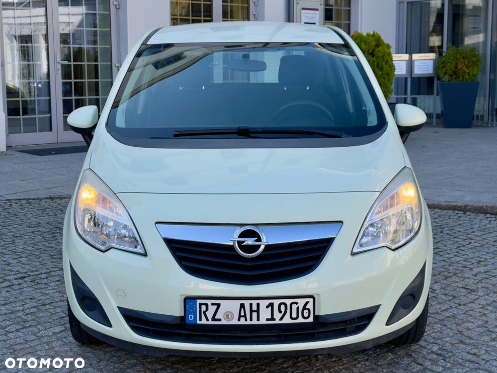 Opel Meriva - 11