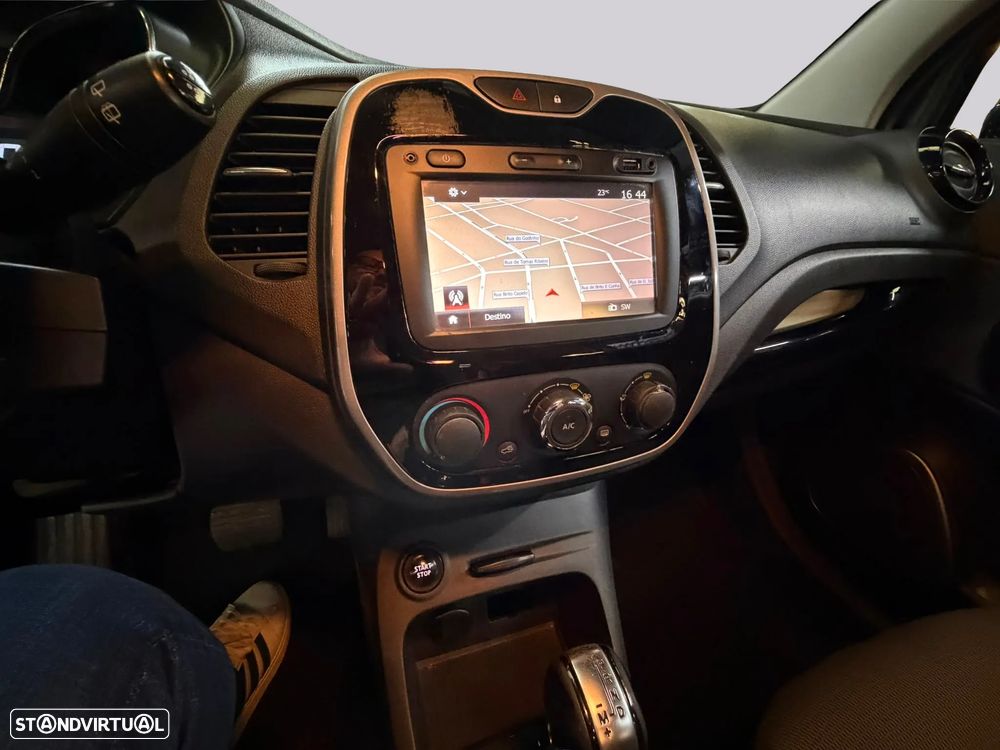 Renault Captur - 22