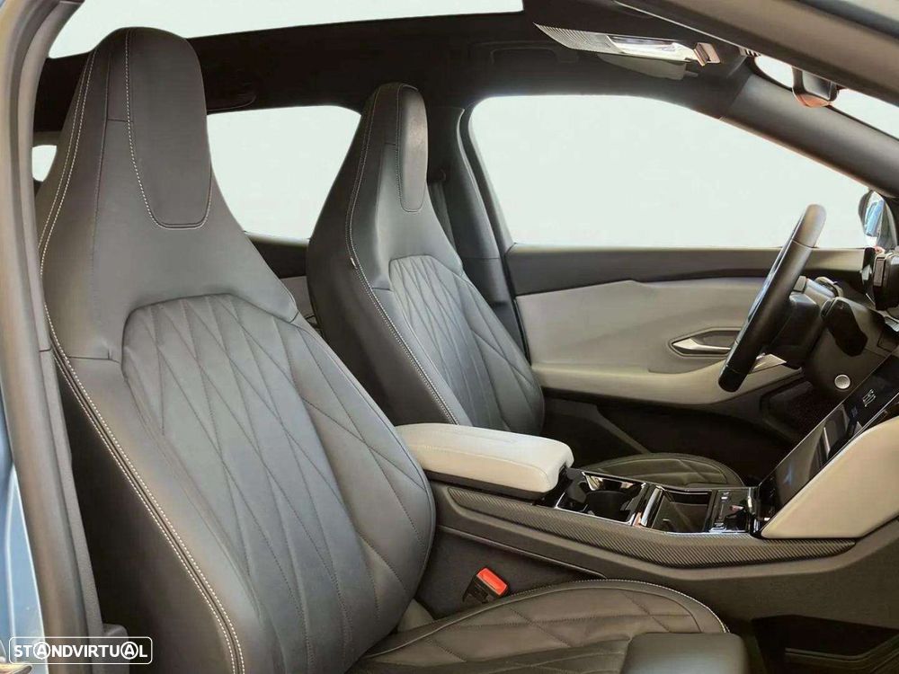 Ford Explorer 77 kWh Premium - 13