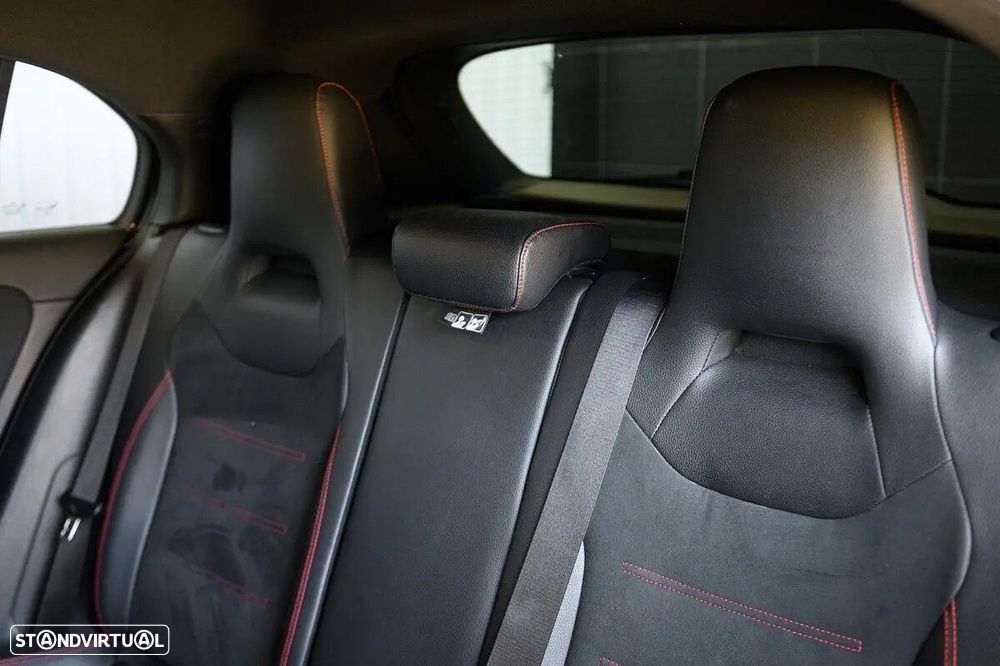 Mercedes-Benz A 180 d AMG Line Aut. - 26