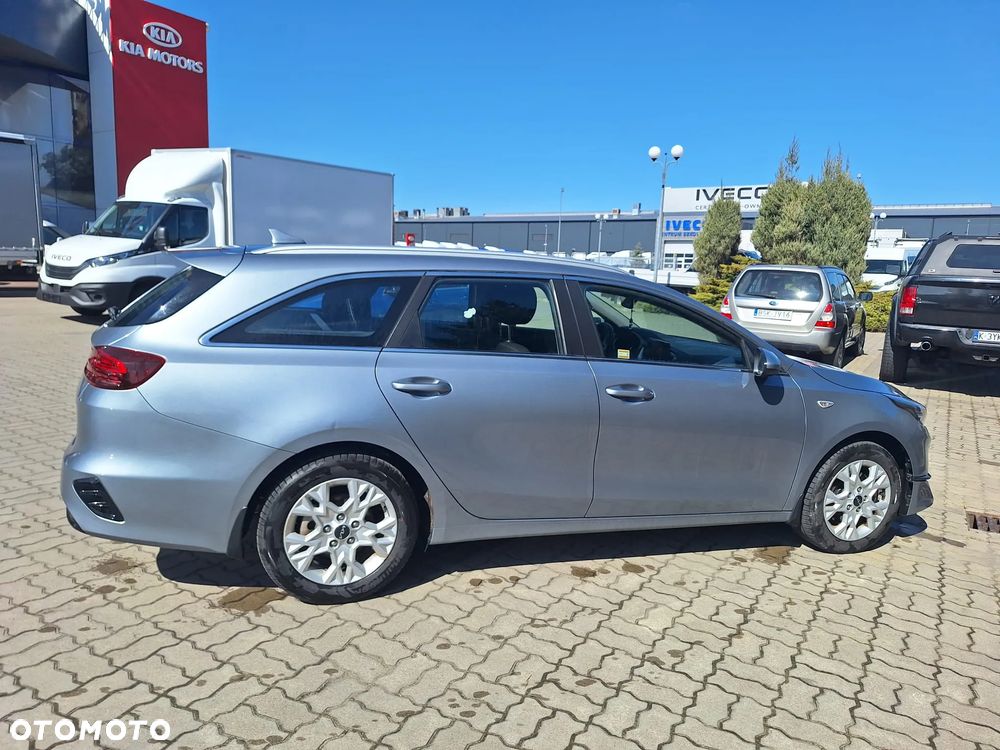 Kia Ceed 1.5 T-GDI M - 7