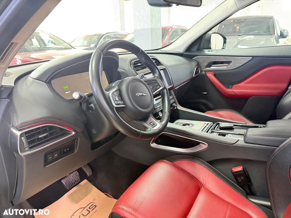 Jaguar F-Pace 30d AWD R-Sport - 5