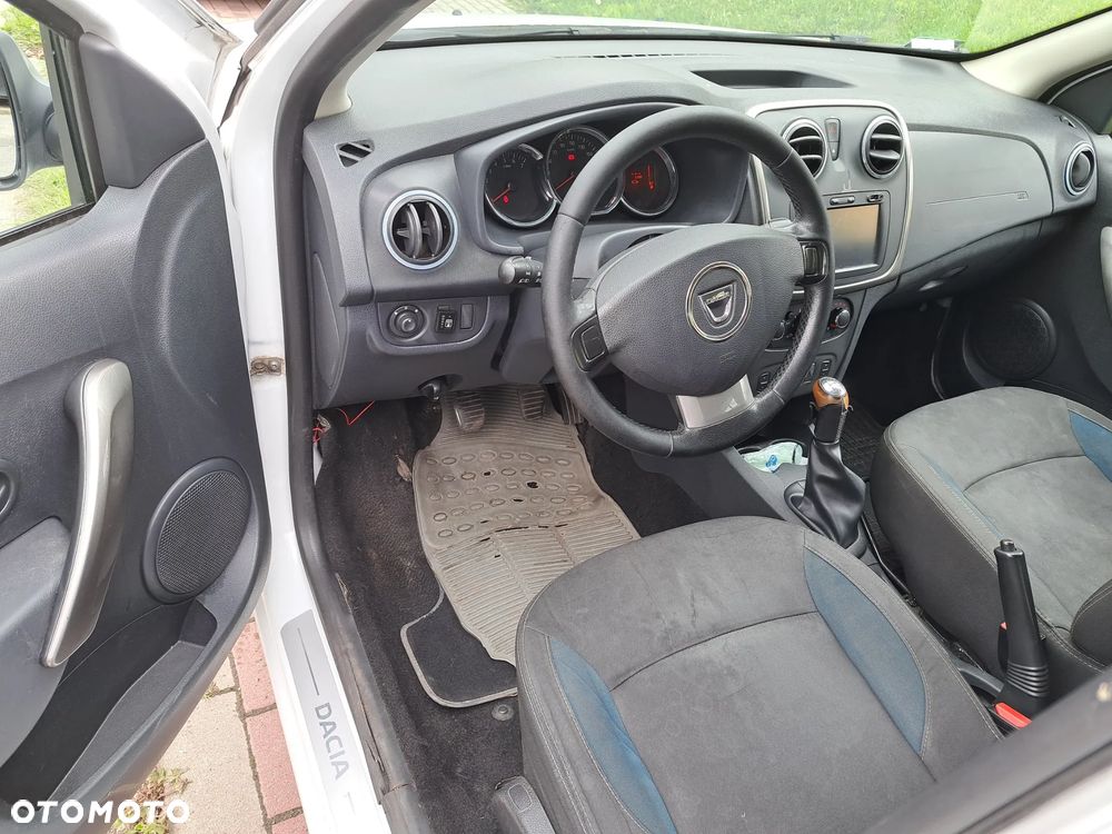 Dacia Sandero - 7