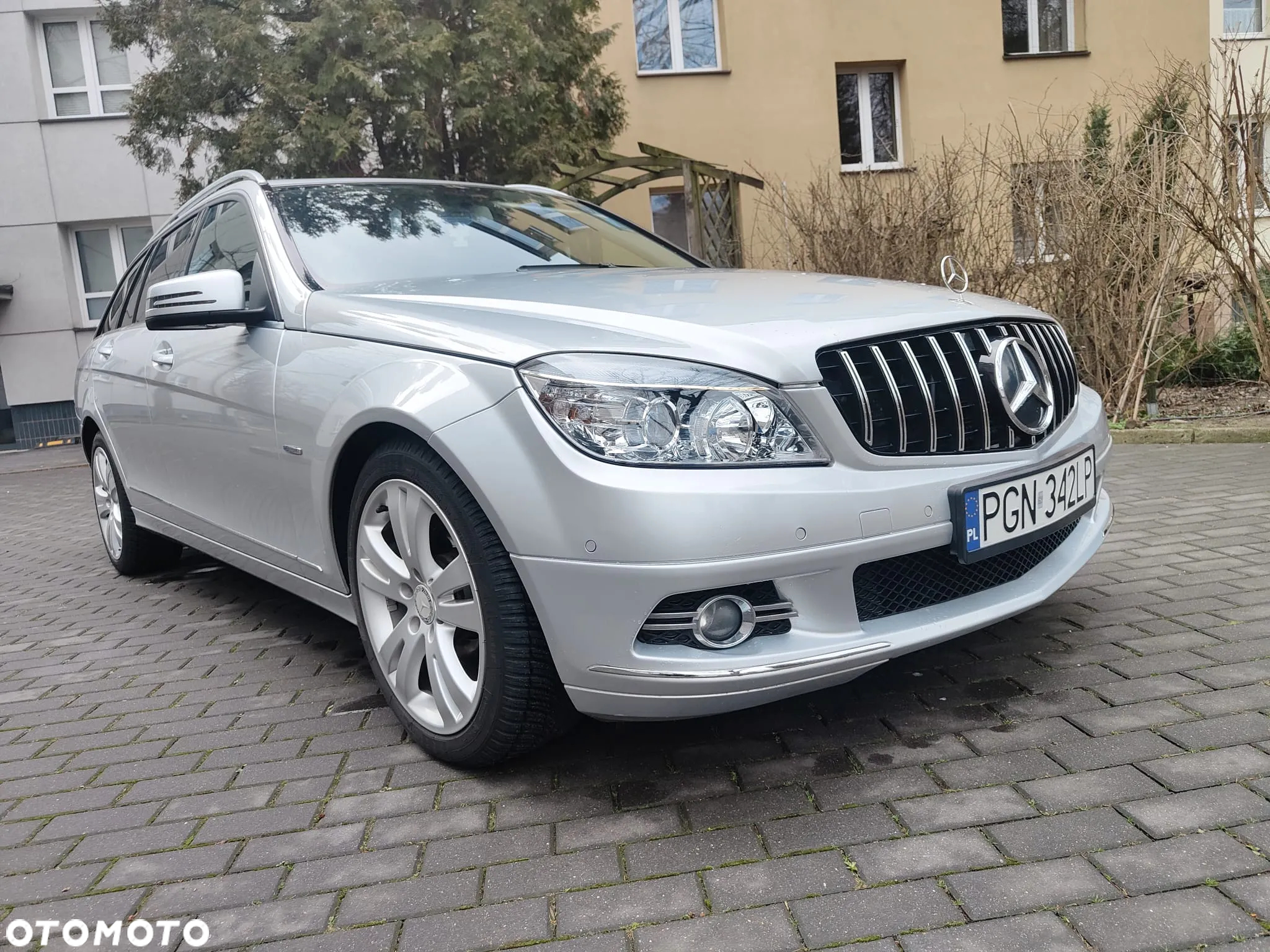 Mercedes-Benz Klasa C 180 T BlueEFFICIENCY 7G-TRONIC Avantgarde - 20