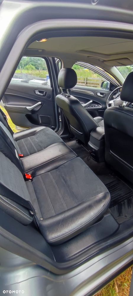 Ford Mondeo 2.5 Black Magic - 12