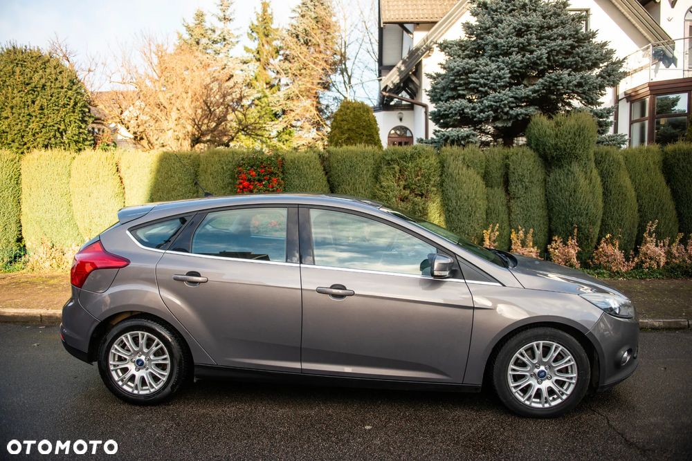 Ford Focus 2.0 TDCi DPF Style+ - 11