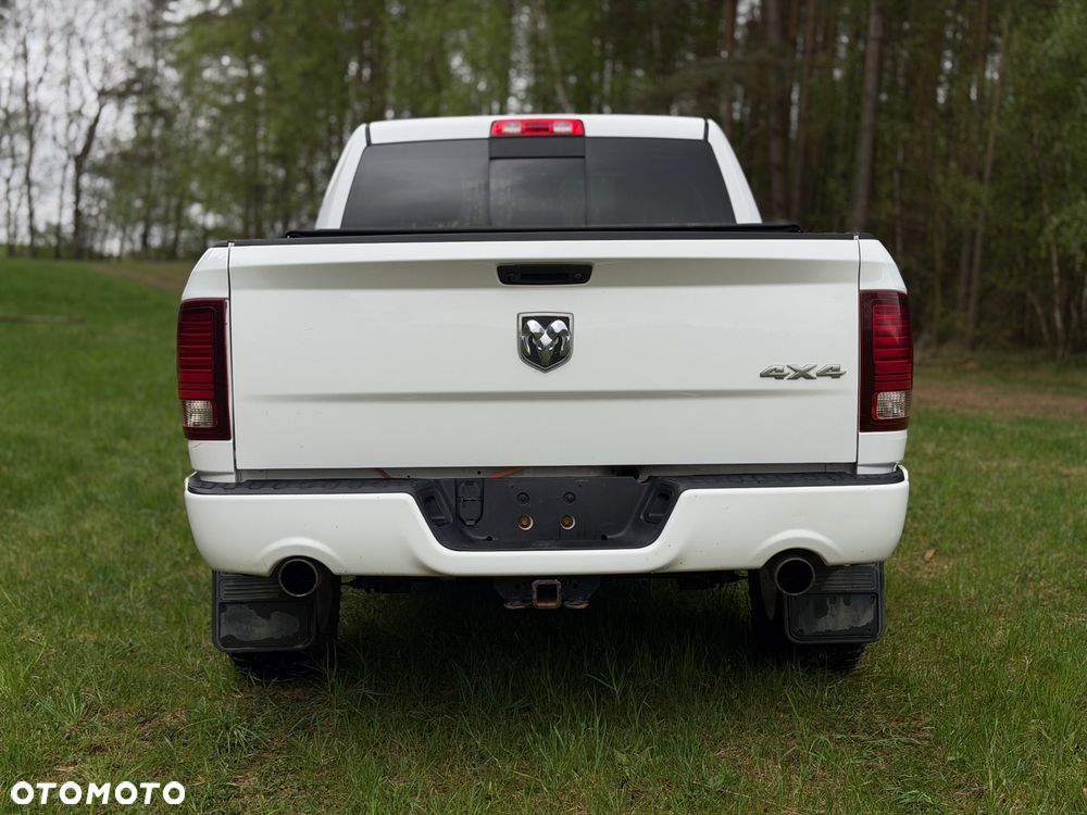 Dodge RAM - 6