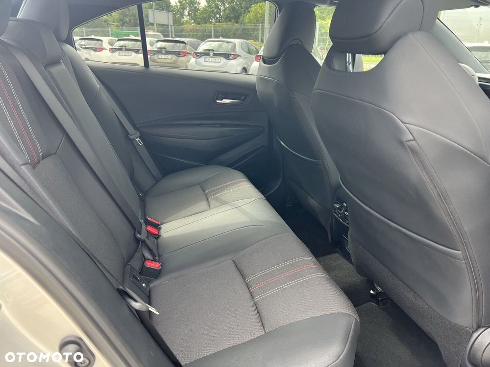 Toyota Corolla 1.8 Hybrid GR Sport - 10