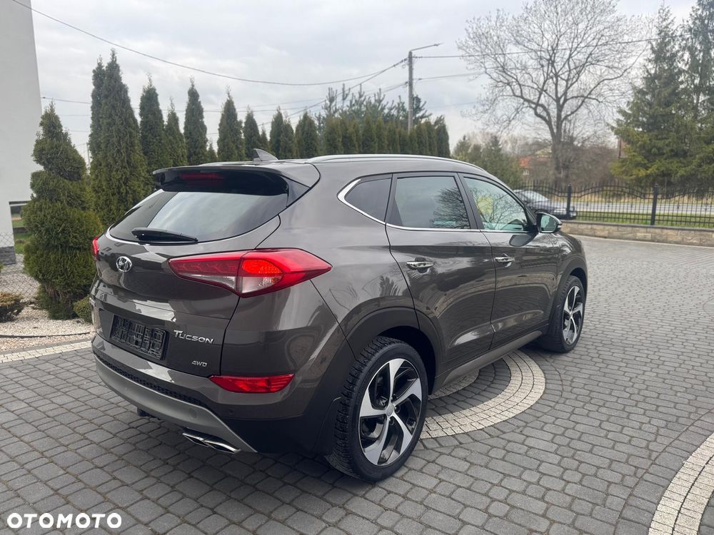 Hyundai Tucson - 8