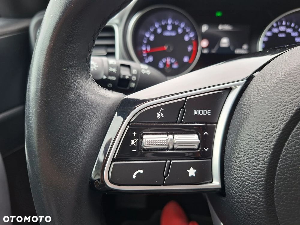 Kia Ceed - 26