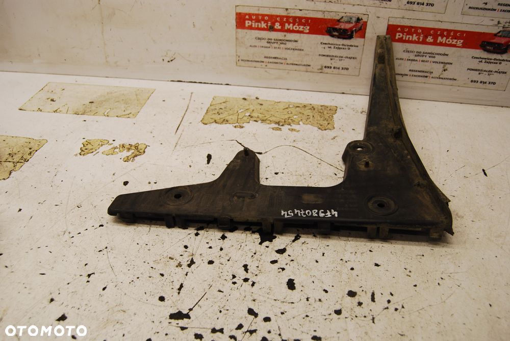 ŚLIZG MOCOWANIE ZDERZAKA LEWY PRAWY TYŁ TYLNE AUDI A6 C6 KOMBI 4F9807453 4F9807454 - 4