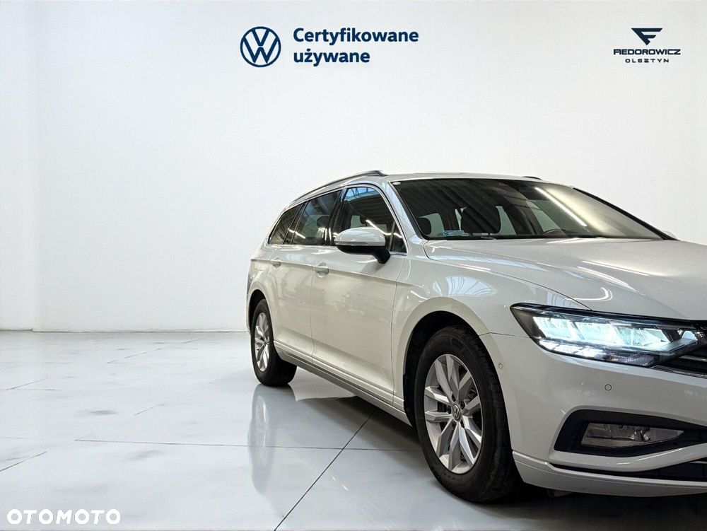 Volkswagen Passat Variant 2.0 TDI EVO Business DSG - 3