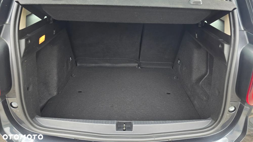 Dacia Duster 1.0 TCe Essential - 12