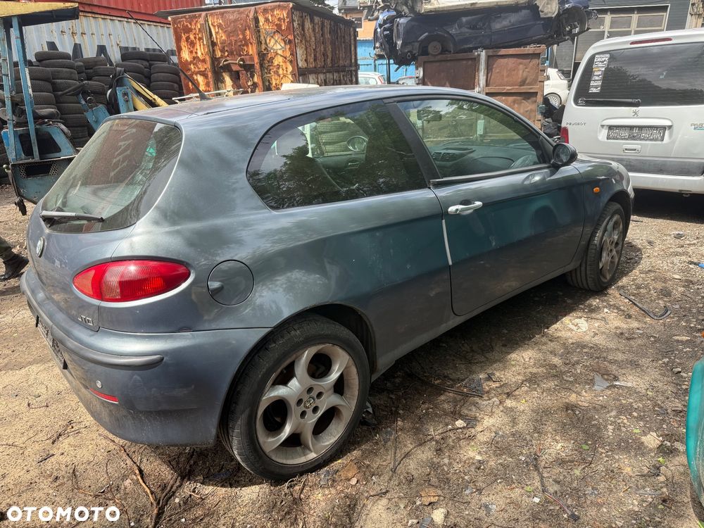 Alfa Romeo 147 na części - 2