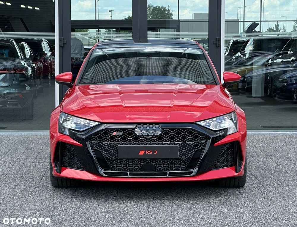 Audi RS3 Limousine - 4