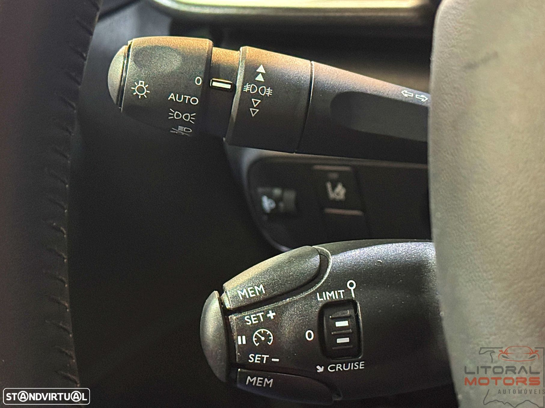 Citroën C3 1.2 PureTech Shine - 23