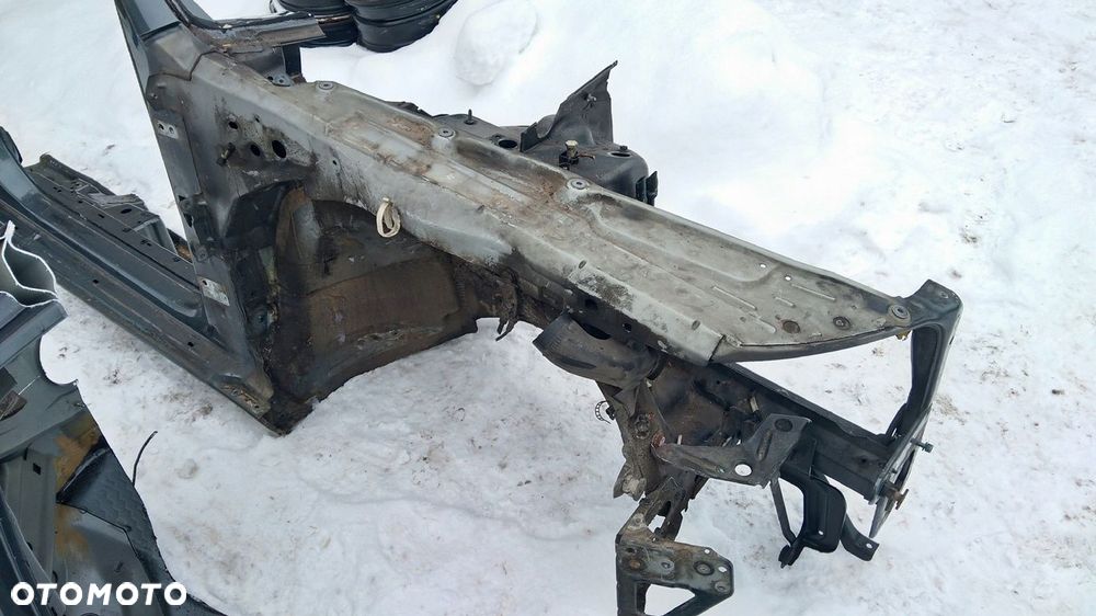 ĆWIARTKA PODŁUŻNICA PRAWY PRZÓD AUDI A6 C6 - 2