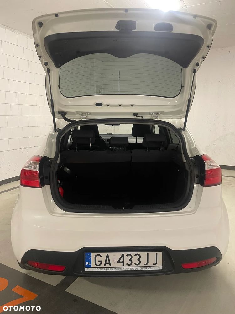 Kia Rio 1.4 crdi M - 5