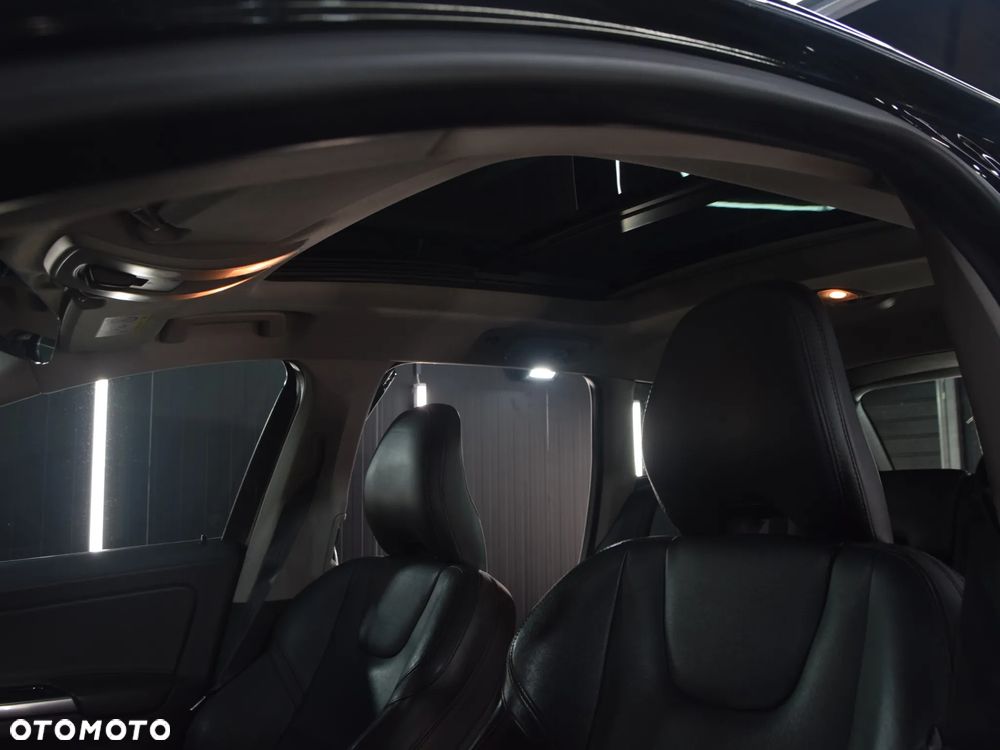 Volvo XC 60 D4 SCR AWD Inscription - 20