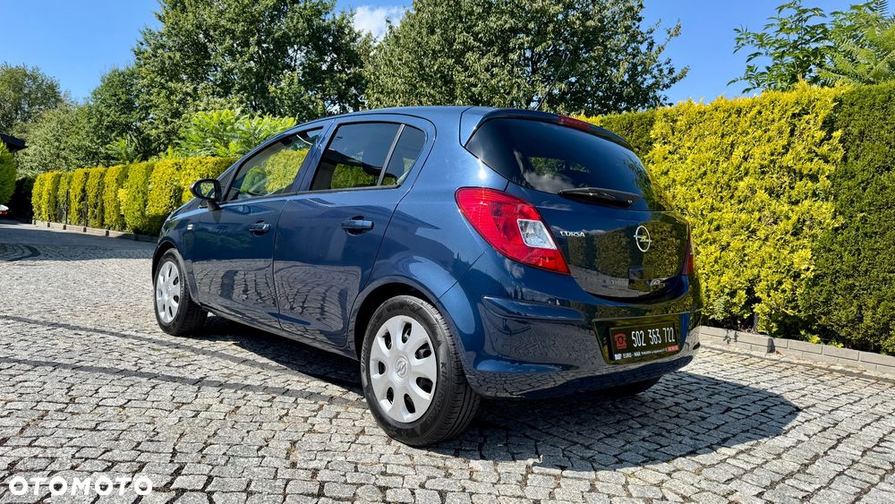 Opel Corsa - 25