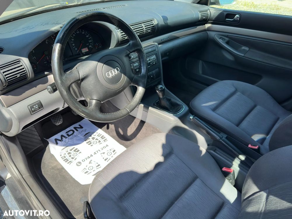 Audi A4 Avant 2.0 FSI - 11