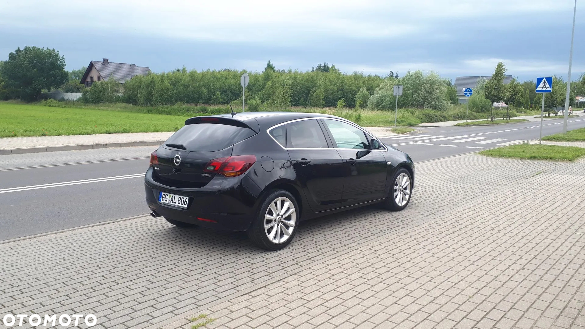 Opel Astra 1.6 Turbo Sport - 5