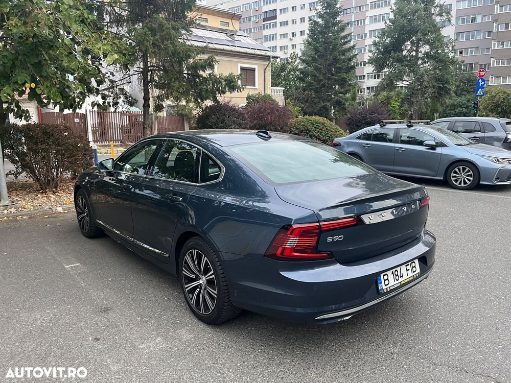 Volvo S90 T8 Twin Engine AWD Geartronic Momentum - 4