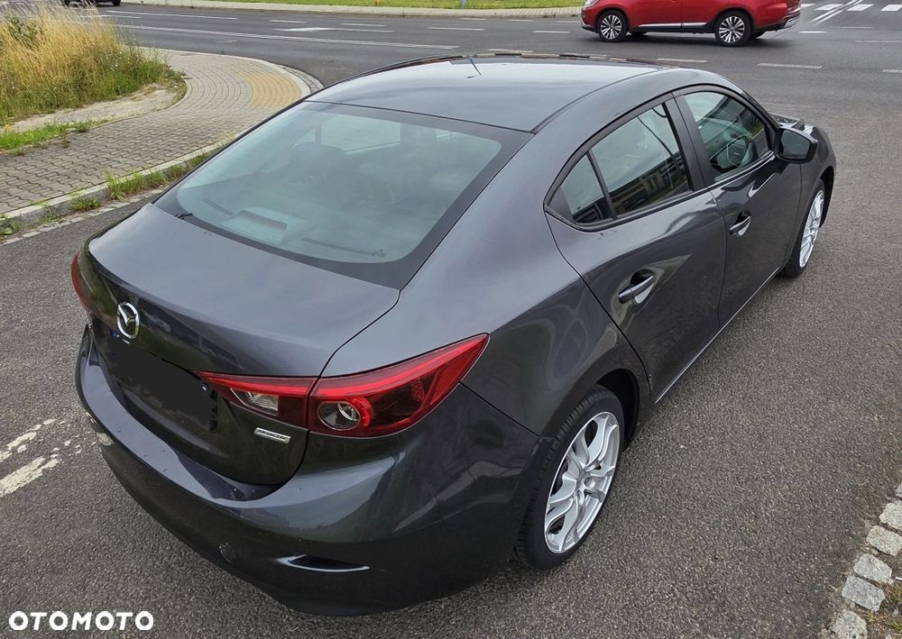Mazda 3 - 4