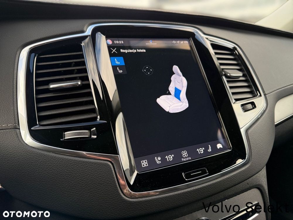Volvo XC 90 - 28