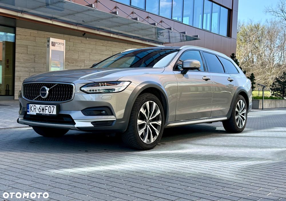 Volvo V90 - 1