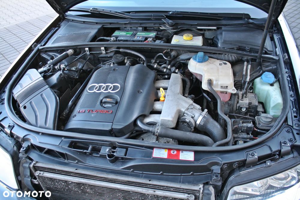 Audi A4 Limousine 1.8 T quattro - 30