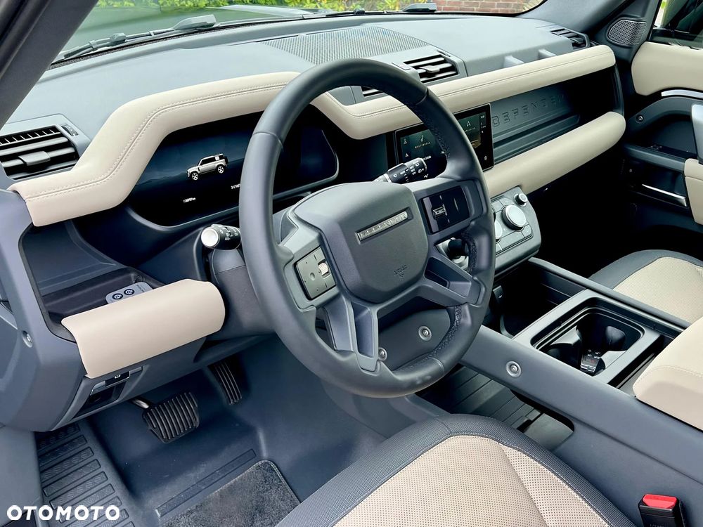 Land Rover Defender 3.0 D300 mHEV X-Dynamic SE - 19