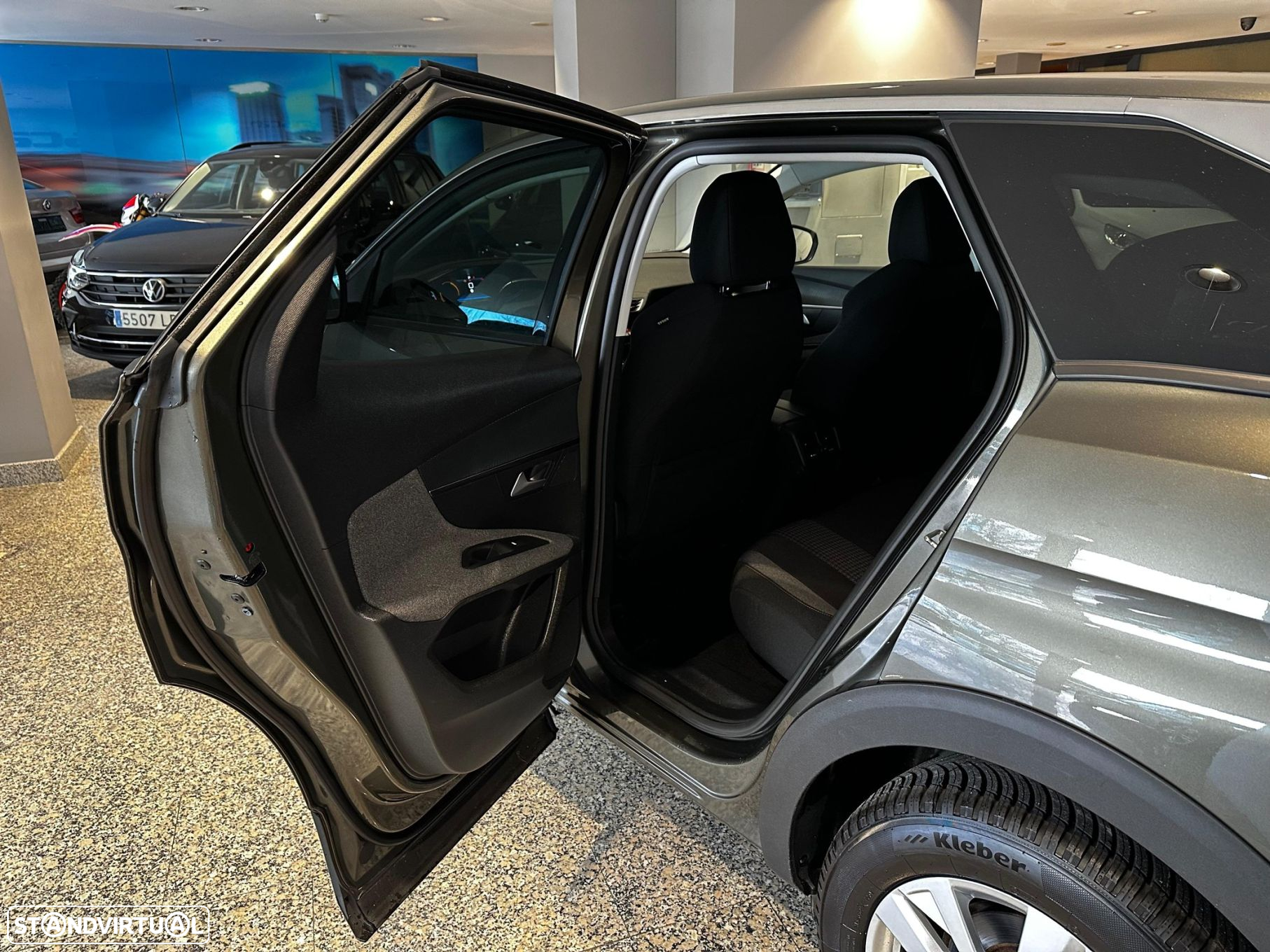 Peugeot 3008 1.5 BlueHDi Active Pack EAT8 - 22