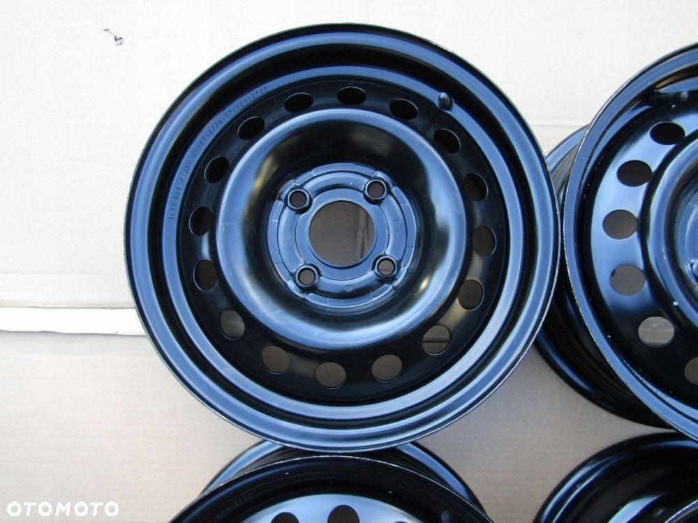 4x Felgi 15 Nissan NV200 / NV 200 / Evalia Almera 6j 4x114,3 ET45 - 9