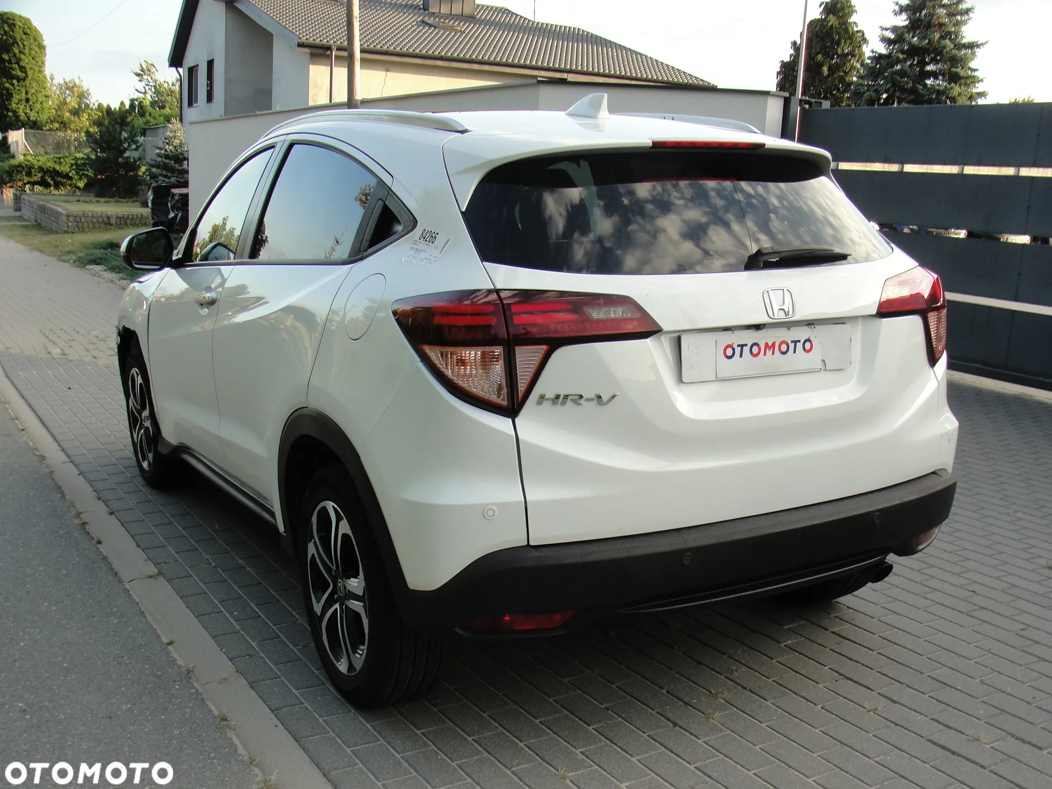Honda HR-V 1.5 i-VTEC CVT Executive - 2