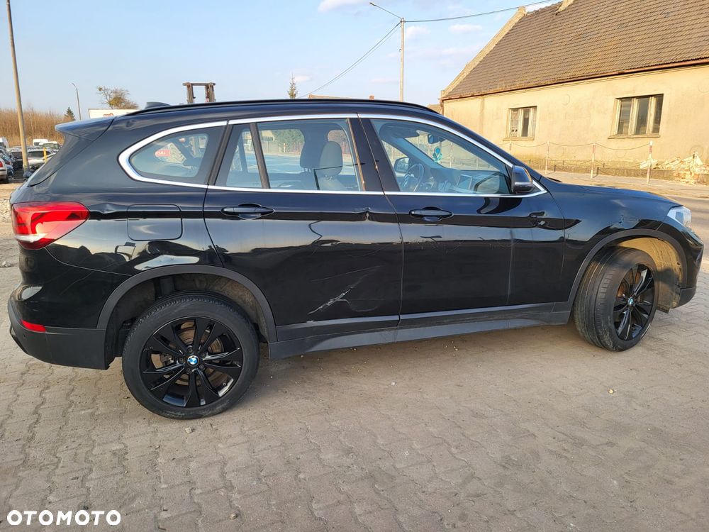BMW X1 sDrive16d Advantage - 3