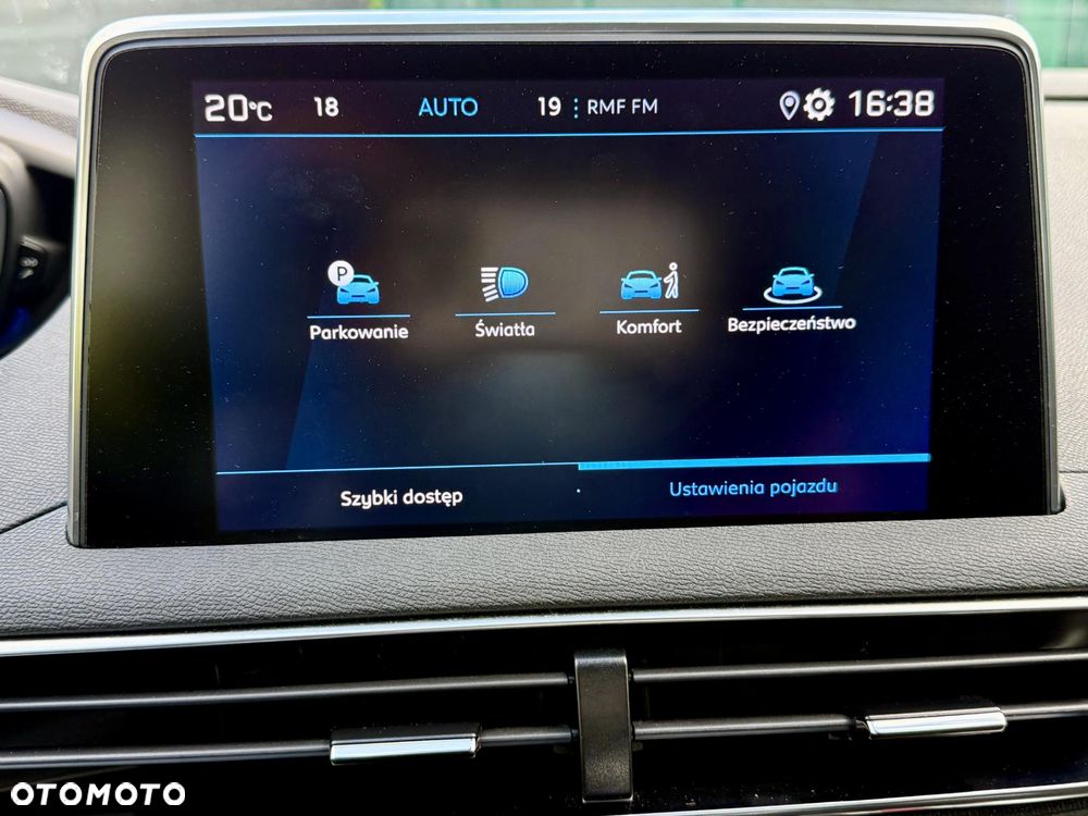Peugeot 3008 1.2 PureTech Active Pack S&S - 40