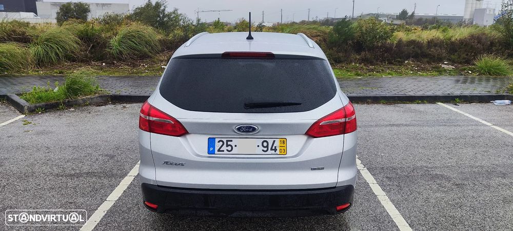 Ford Focus SW 1.0 EcoBoost Titanium - 4
