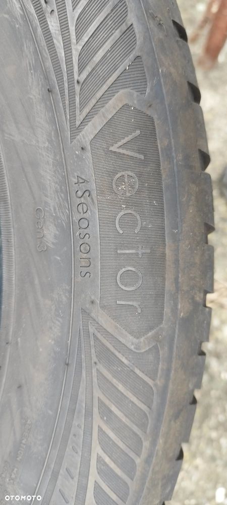 225/55/17 goodyear vector 4season gen3 - 3
