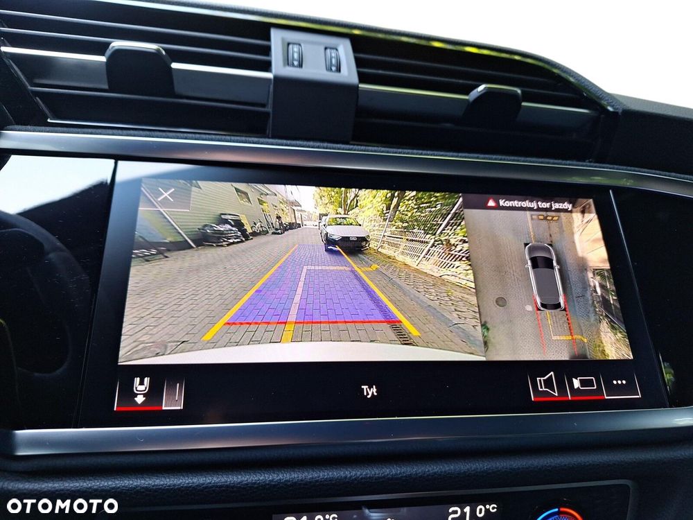 Audi Q3 RS S tronic - 34