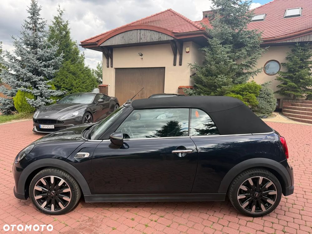 MINI Cooper Anniversary Edition - 3