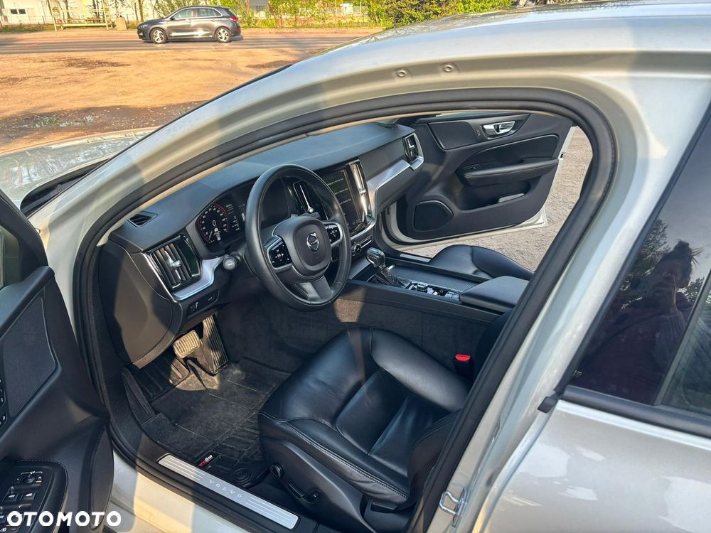 Volvo S60 T6 AWD Geartronic RDesign - 13